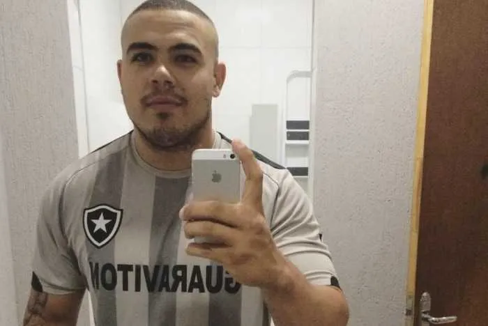 Jonathan Massara, de 30 anos, foi agredido com chutes, pauladas, socos e pontapés