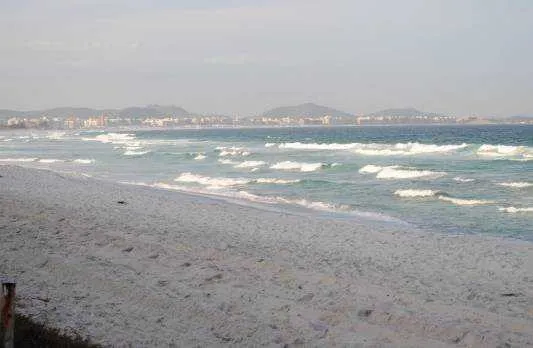 Homem morre afogado na praia do Flamengo, Zona Sul do Rio - Super