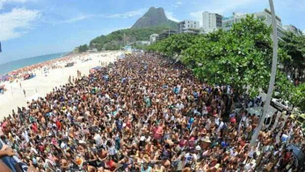 Imagem ilustrativa da imagem Dicas de segurança para curtir a folia de rua ou no sambódromo