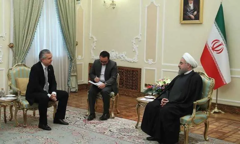 Rodrigo Azeredo em reunião com o presidente do Irã