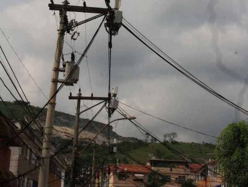 Conta de luz vai ficar mais cara a partir deste domingo