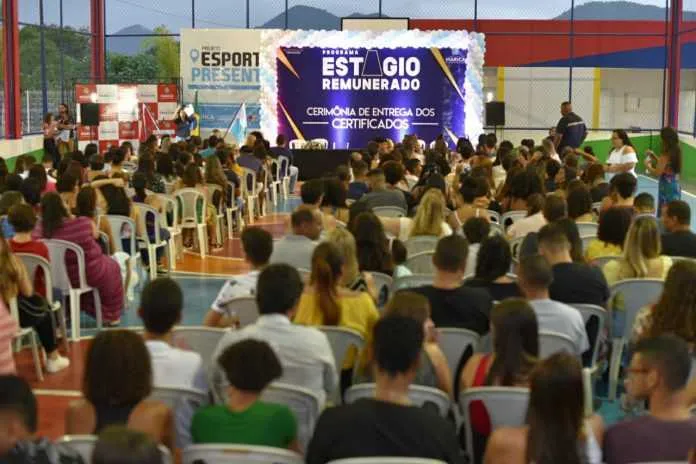 Imagem ilustrativa da imagem Prefeitura de Maricá convoca estagiários para assinatura de contrato dia 17
