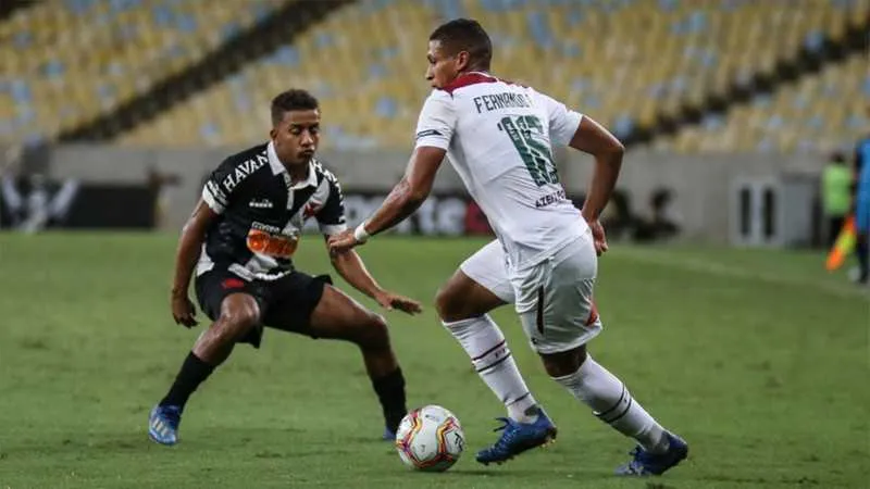 Os atletas fizeram seu primeiro jogo sem público por causa do coronavírus 