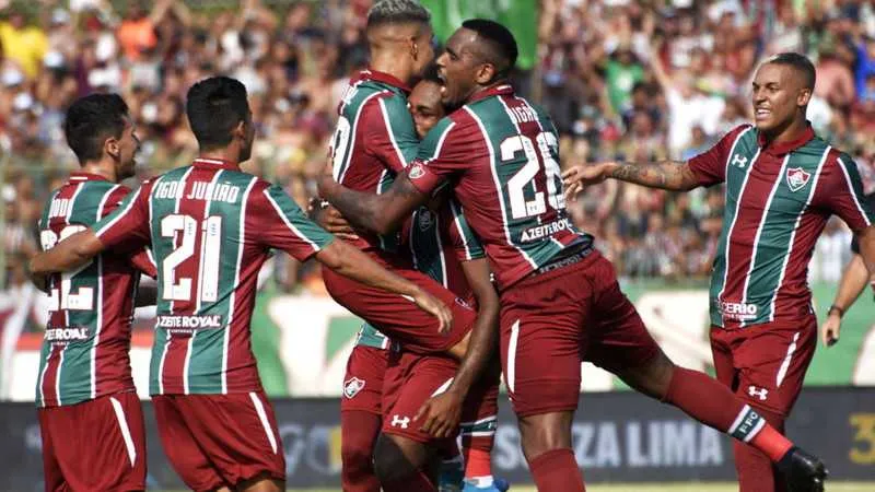 Diversos jogadores, como Yago e Gabriel Capixaba, fizeram suas estreias na equipe nesta partida 