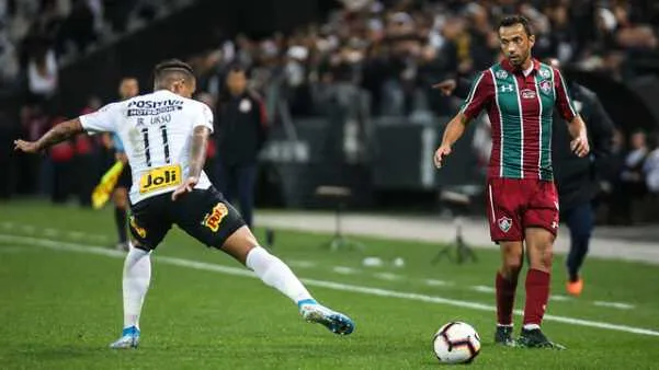 O Fluminense consegue ganhar do Corinthians e garante a sua vaga na Copa Sul-Americana 