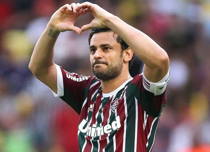 Fred já saberia até o valor de seu salário com o clube carioca 