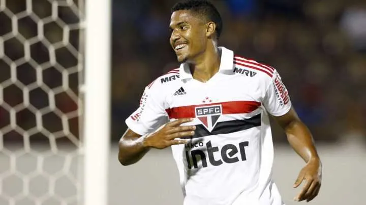 O jogador foi emprestado ao Botafogo pelo São Paulo