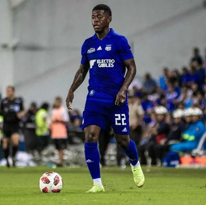 O jogador estava no Emelec na temporada passada