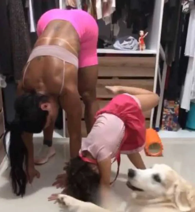 Gracyanne Barbosa faz vídeo com a neta Alice de 3 anos