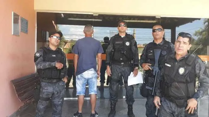Homem é preso por guardas municipais em atividade suspeita em Búzios