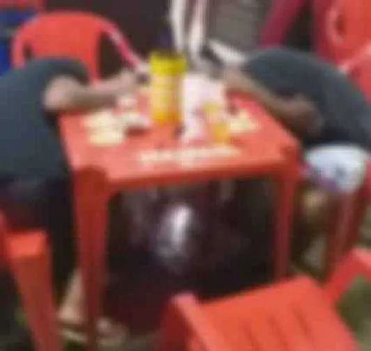 As balas acertaram a cabeça e o tórax das vítimas