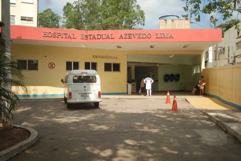 Vítimas foram levadas para o Hospital Estadual Azevedo Lima (Heal), no Fonseca