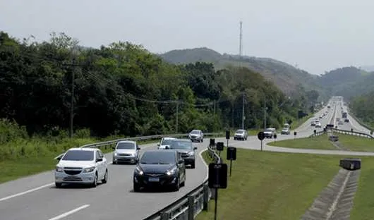 45 mil veículos são esperados hoje (21)