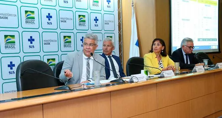 Até esta sexta-feira (28), 182 casos suspeitos de coronavírus são monitorados no Brasil