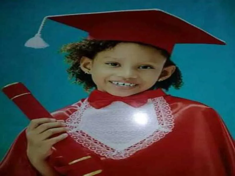 O corpo da menina foi velado nesta quarta-feira (22) 