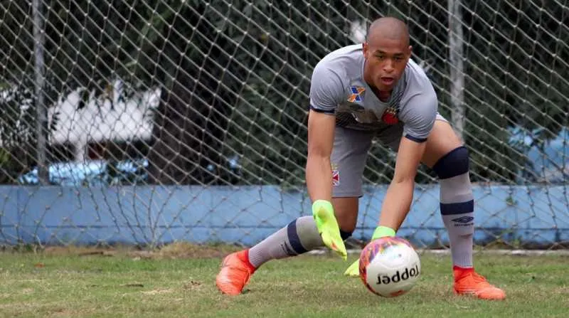  O jogador marcou história no time com apenas 18 anos 