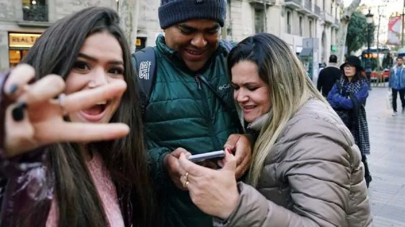 Maisa tem uma mãe branca e um pai negro