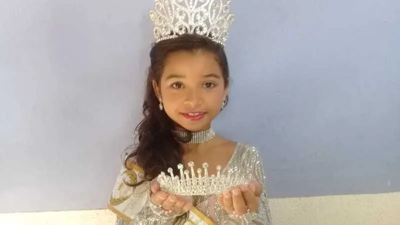 Júlia Cortes tem 7 anos e já venceu diversas competições de miss