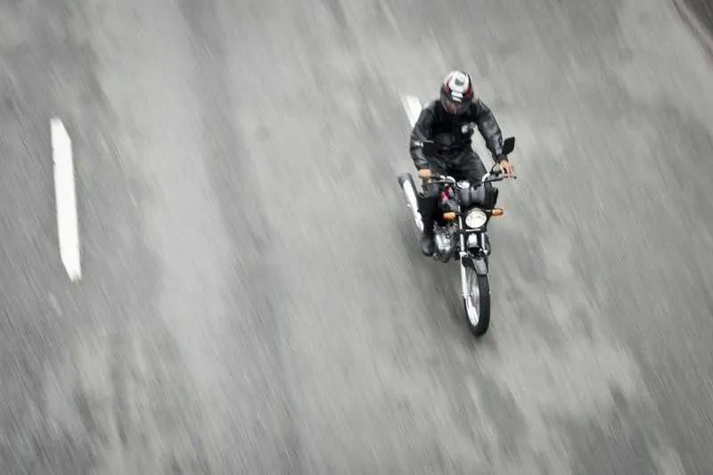 Oito em cada dez acidentes que dão entrada no SUS são de motociclistas 