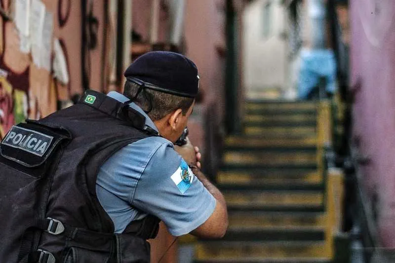 Moradores da região relatram no início desta manhã, intenso tiroteio na área