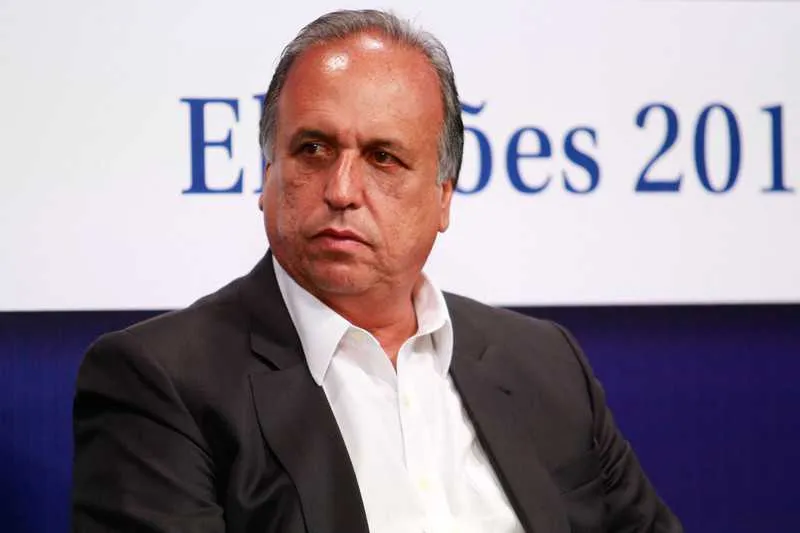Ex-governador vai cumprir medidas cautelares