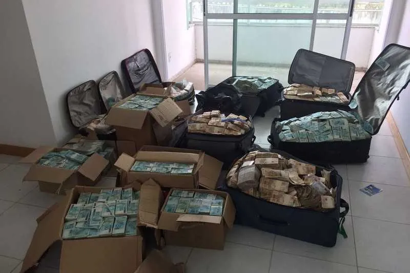 Representantes da sociedade temem retrocesso no combate à corrupção