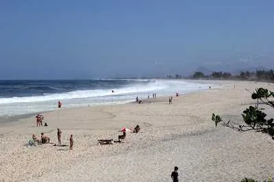 Ponta Negra é uma das praias de Maricá