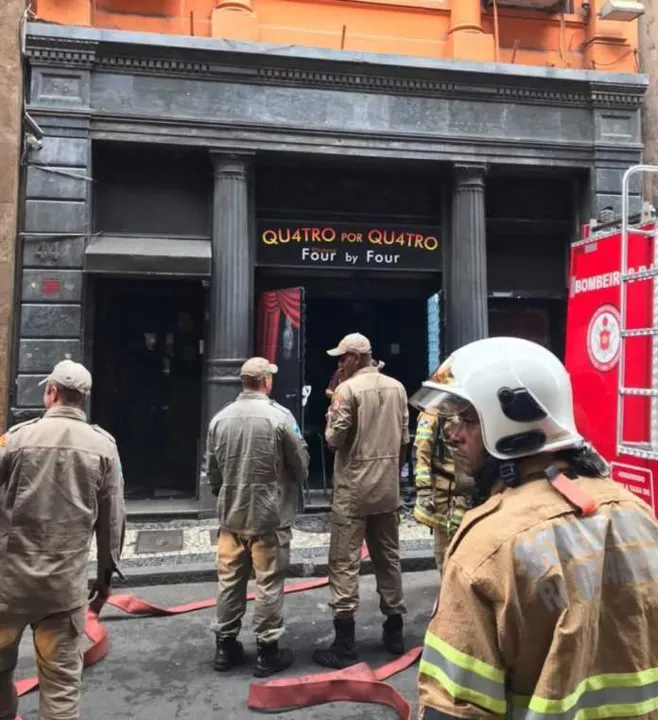 Bombeiros atuaram rápido e controlaram o fogo