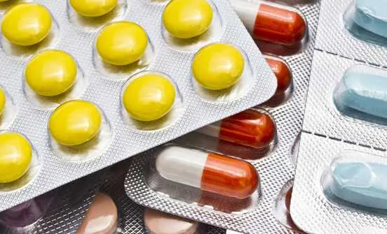 Imagem ilustrativa da imagem Carnaval: conheça as principais fake news sobre Medicamentos Isentos de Prescrição