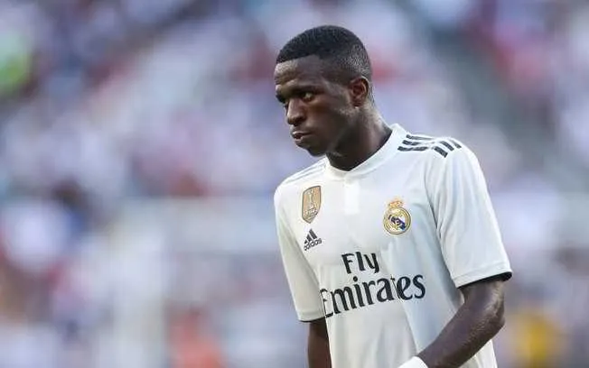 O jogador não foi relacionado para a partida contra o PSG, que acontece nesta terça-feira