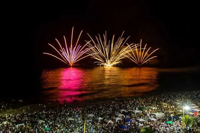 De acordo com o secretário, este ano serão 8 toneladas de fogos