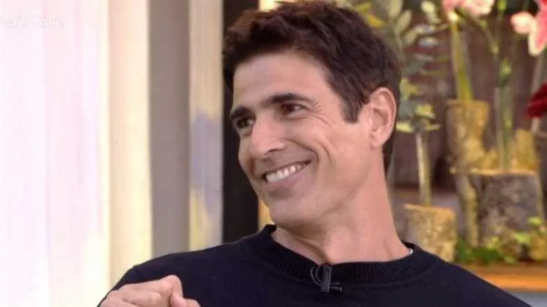 Reynaldo Gianecchinni voltou a falar sobre sua opção sexual em entrevista para a revista 'Ela'