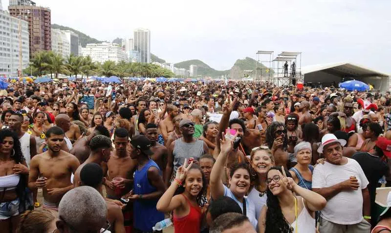 A principal atração foi o bloco Carnaval Square, da cantora baiana Claudia Leitte