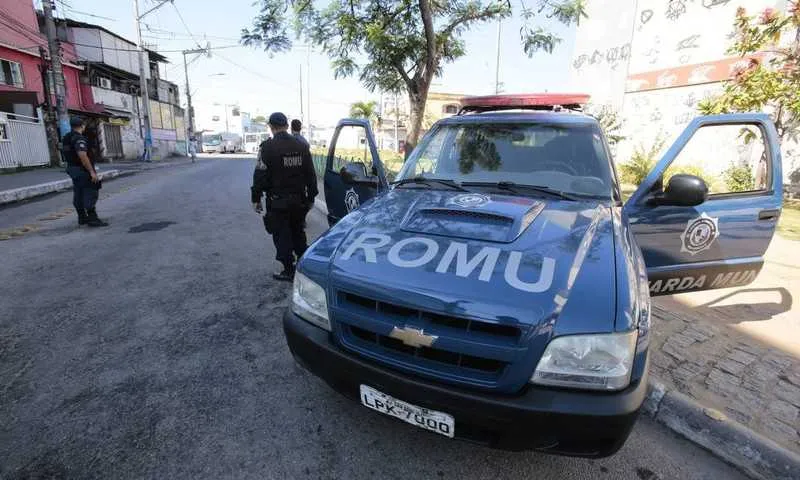 De acordo com a denuncia, as lojas Bisturi estariam recebendo atenção especial por pertencerem à família Nanci