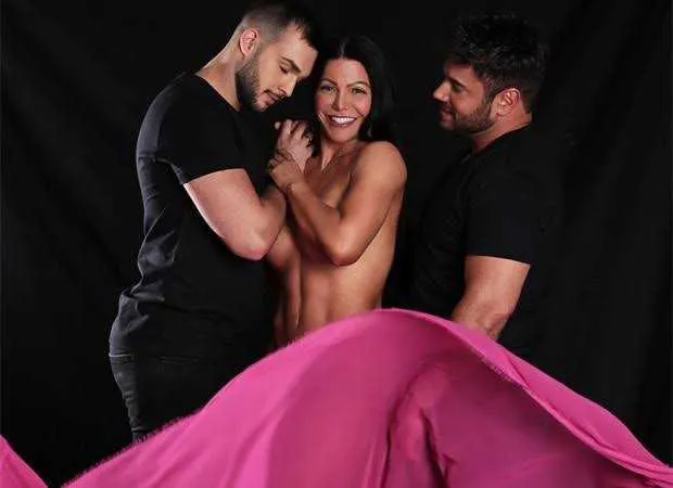 Simone Poncio, esposa do pastor Márcio Poncio, posou nua em ensaio de casamento de casal gay 