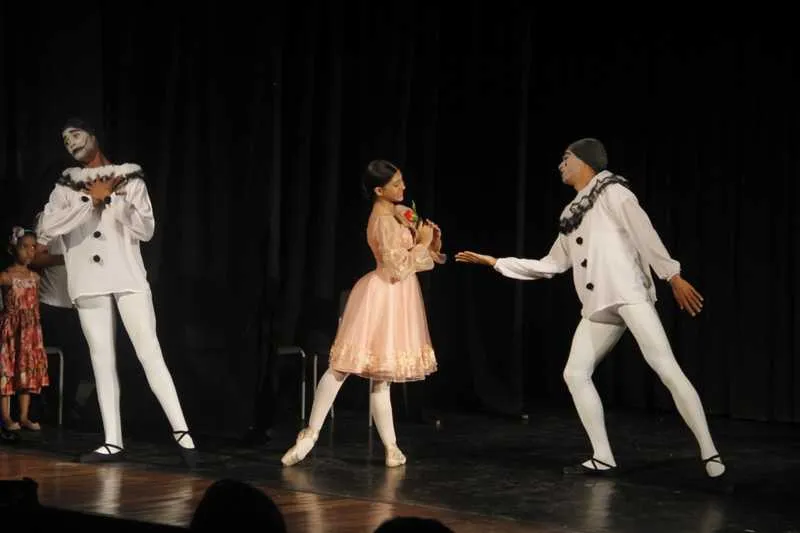 Imagem ilustrativa da imagem Estão abertos os pedidos de ocupação para o Teatro Carequinha