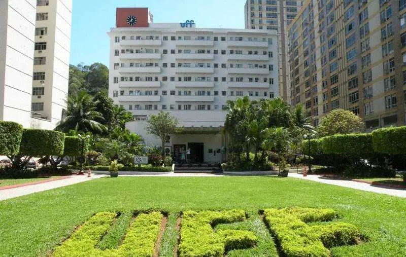 Há vagas para níveis técnico, médio e superior