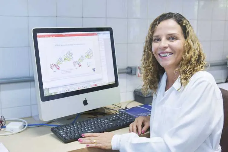 Ana Paula Junqueira Kipnis, pesquisadoras da UFG - Ana Fortunato/Secom/UFG