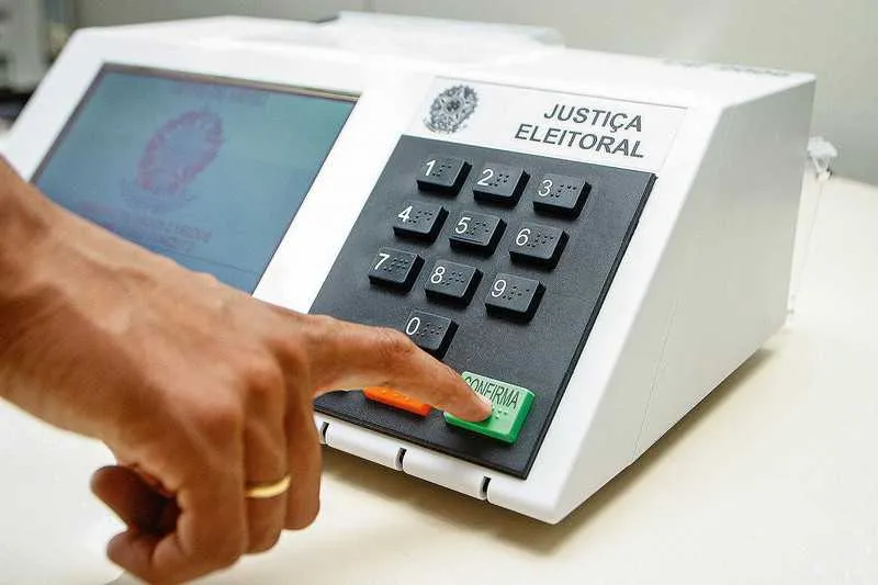O primeiro turno de votação para vereadores e prefeitos acontecerá no dia 4 de outubro