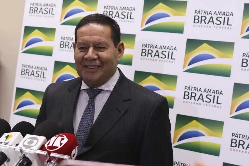 Decreto foi publicado na noite desta quinta (23)