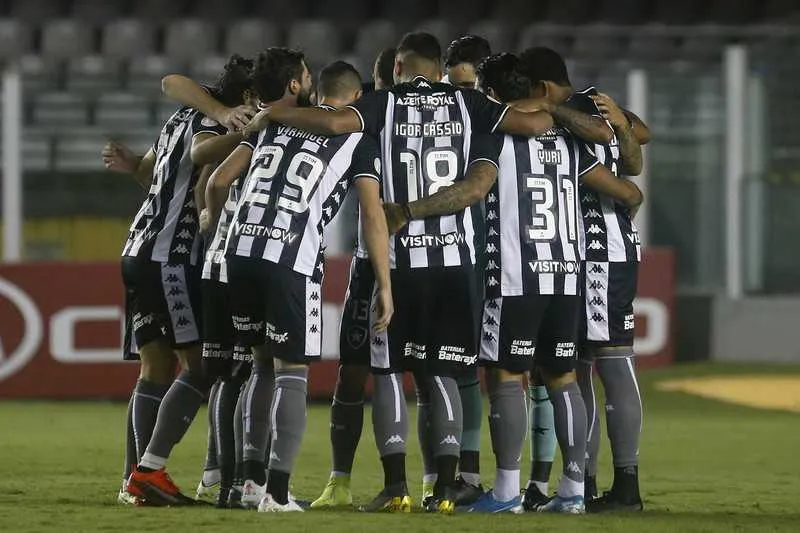 Nesta semana, o Botafogo enfrenta o líder Flamengo 