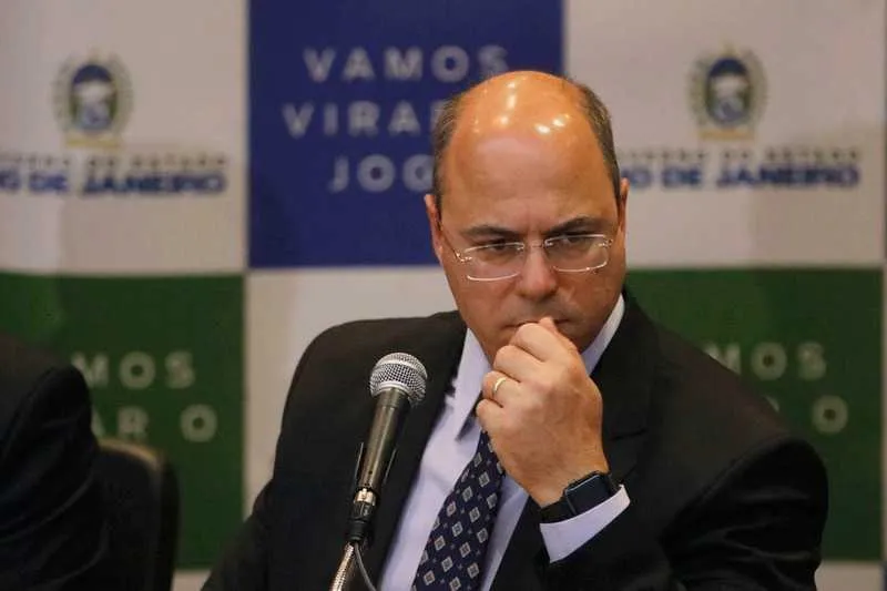 O concurso iria acontecer neste domingo (15), mas devido ao decreto do governador do Rio, o processo seletivo foi adiando temporariamente.