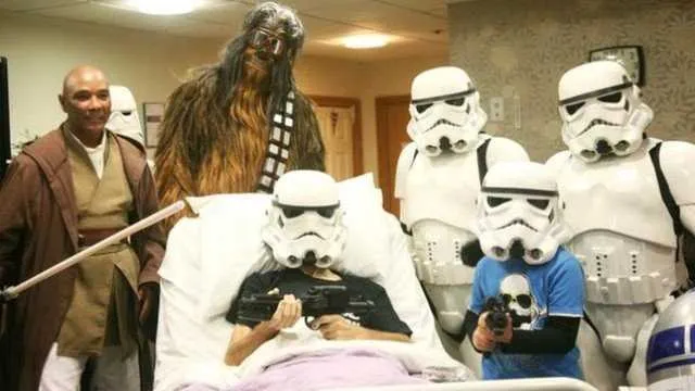 Paciente em estado terminal assiste antes do mundo inteiro novo filme da saga 'Star Wars'