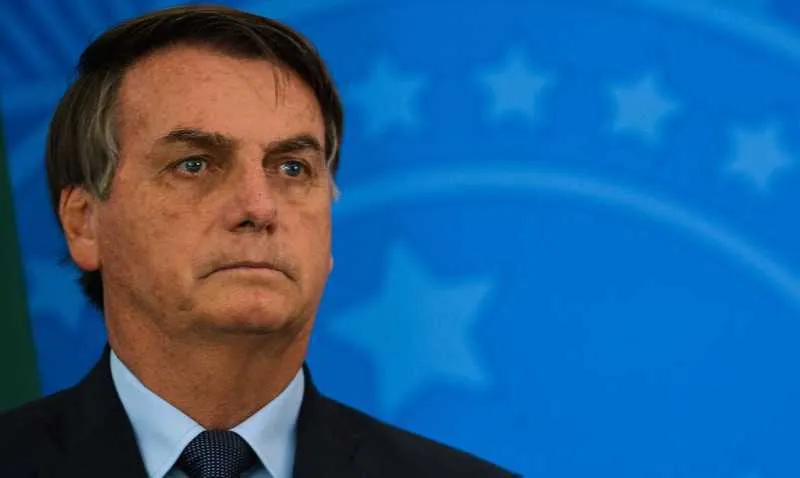 O presidente também citou a demissão do ex-ministro da Saúde, Luiz Henrique Mandetta