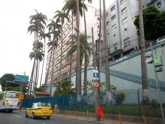 Policial foi transferido para o Hospital Central da PM