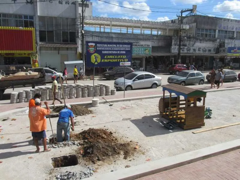 Circuito Esportivo no Jardim Catarina, em São Gonçalo, segue com as obras no local para que local de lazer seja entregue até o final de julho