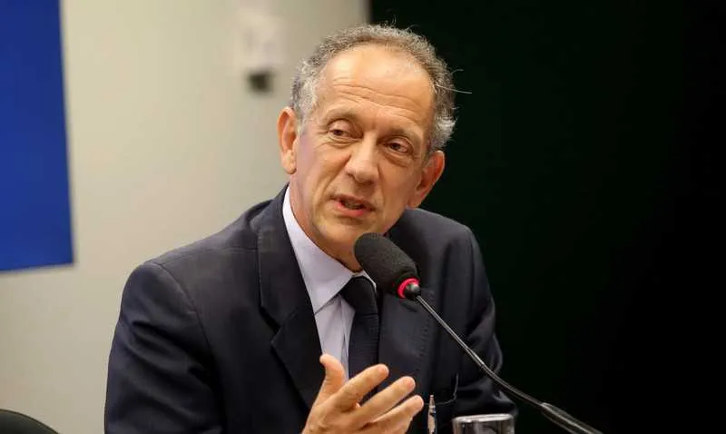 Imagem ilustrativa da imagem Dirigente da CBF fala de retorno de treinos no futebol brasileiro