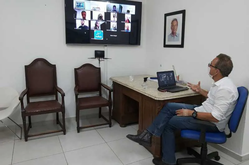 O anúncio foi feito pelo prefeito Dr. Aluizio durante entrevista coletiva concedida a profissionais da imprensa 