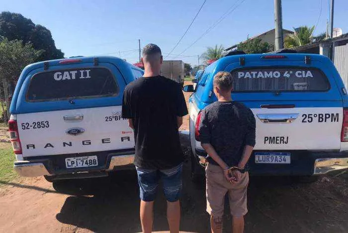 Os suspeitos permaneceram presos na 118ª DP (Araruama)