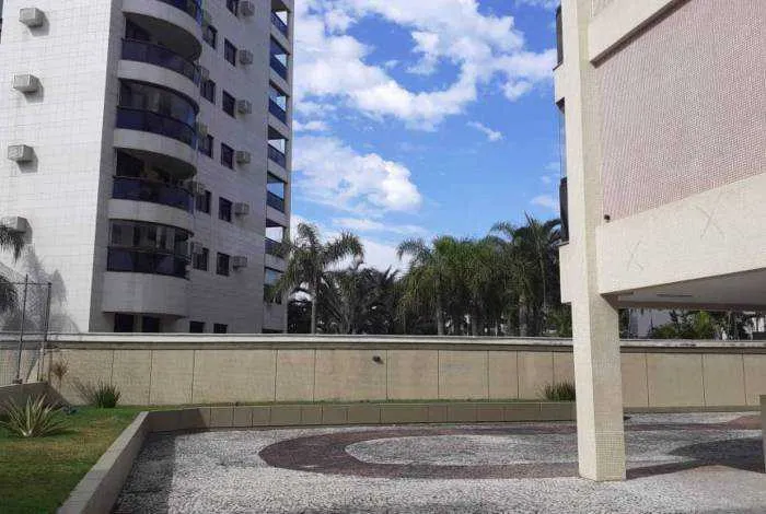 Lucia Regina Gomes Alves foi morta a socos e chutes, em seu apartamento, após discussão com seu filho